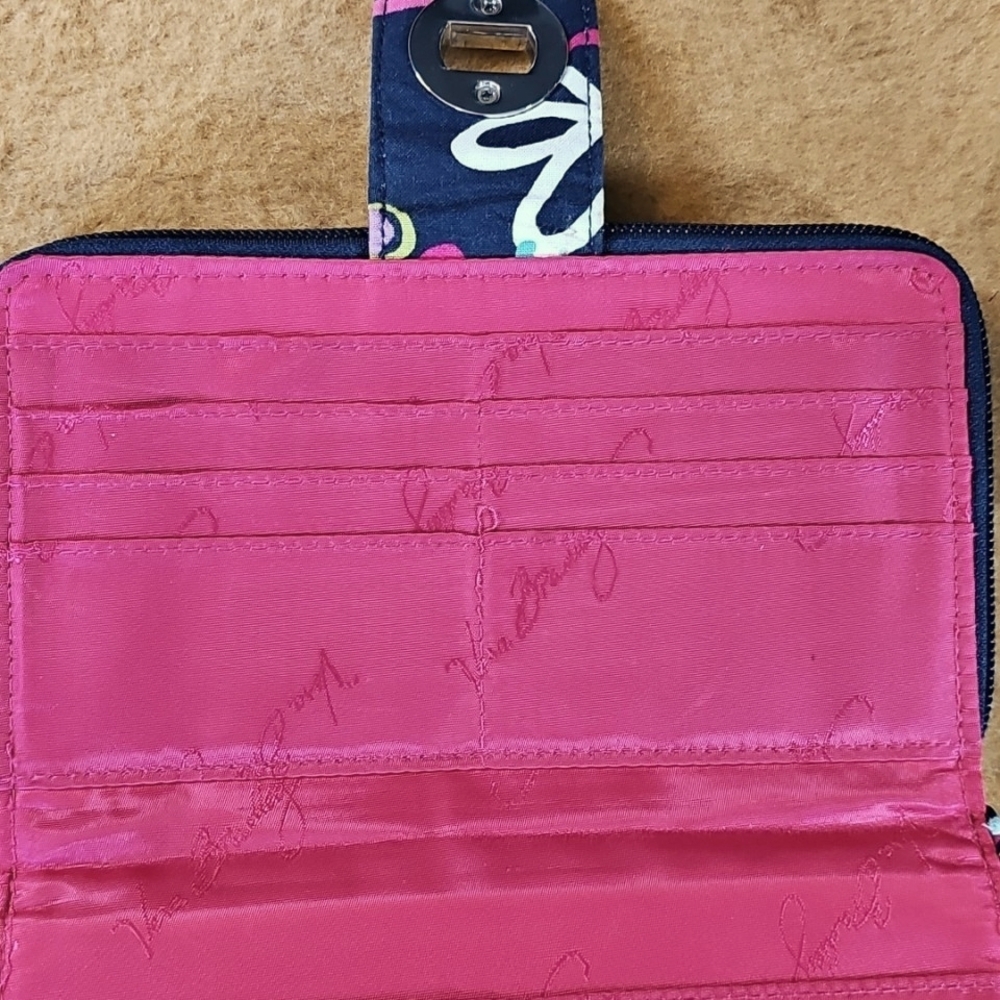 Wallet - Picture 8 of 15